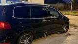 Volkswagen Sharan 2.0 TDI DSG 130kW Pano Dynaudio 7 Sitzer - Volkswagen Sharan: 2.0