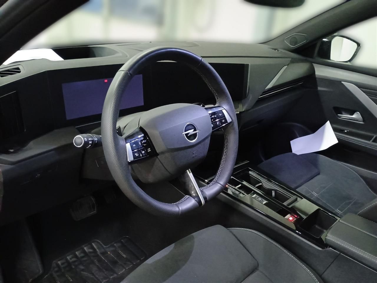 Fahrzeugabbildung Opel Astra L ST  GS 1.2 Turbo 96KW Automatik