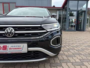 Volkswagen T-Roc 1.0 TSI Style TEMPOMATLEDPDC
