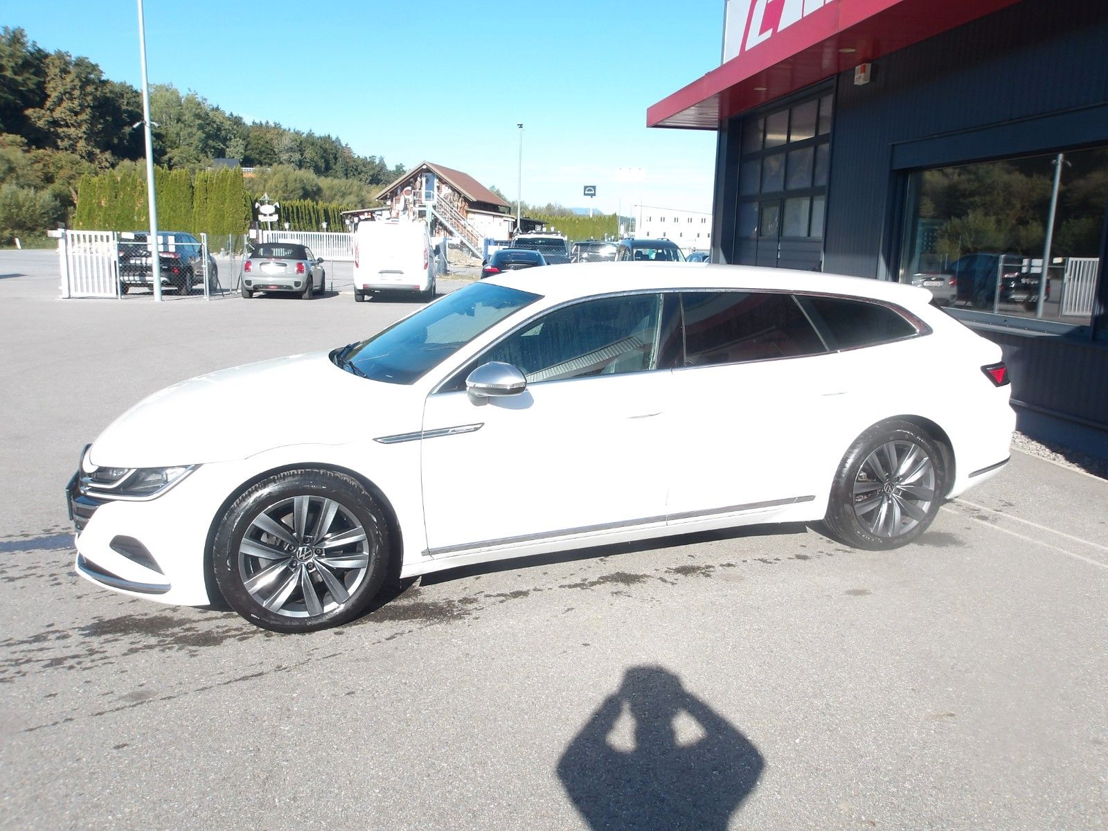 Volkswagen Arteon SB Elegance EXP € 16250.- imagem 2