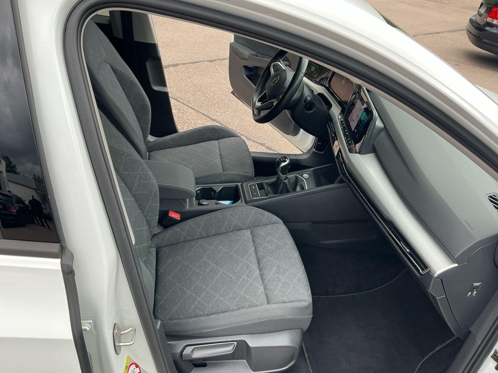 Volkswagen Golf VIII 1.5 TSI Life Navi LED Sitzheizung, миниатюра 13