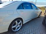 Mercedes-Benz Mercedes S500 lang W221 - Mercedes-Benz S 500 aus 2006