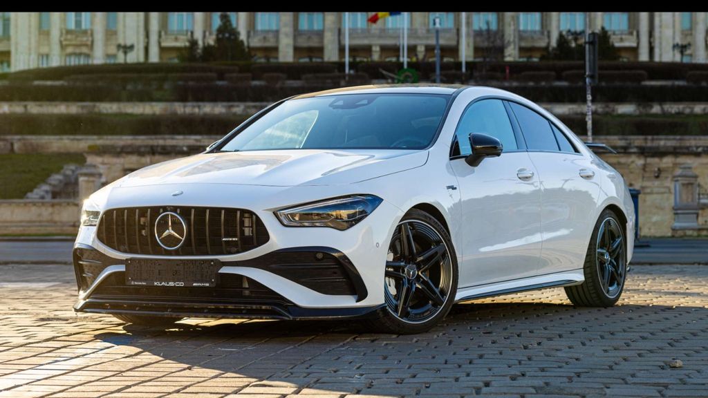 Mercedes-Benz CLA 35 AMG