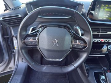 Peugeot 2008 1.2 PureTech 130 Allure AHK+Kam.+KeyLess