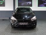 BMW 218 GRAND TOUR SPORTLINE*BLACK*7 SITZE*1.HD*AHK - BMW 2er Reihe mit Benzin-Antrieb: Kombi