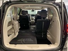 Fahrzeugabbildung Chrysler Pacifica Touring L, 3.6l V6, NEUES MODELL,CARFAX