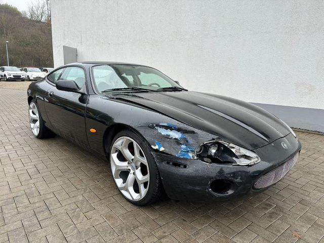 Jaguar XK8 Coupe/Automatik/