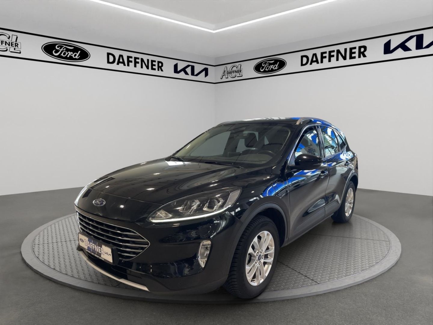 Fahrzeugabbildung Ford Kuga Plug-In Hybrid Titanium LED WINTERPAKET