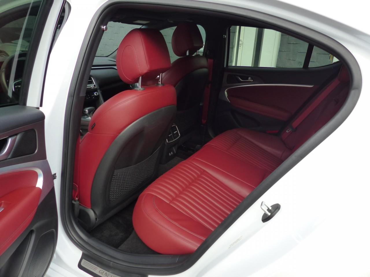 Genesis G70.ACC.AUT.KAMERA.PDC.LED.NAV.PDC.PANO Klima