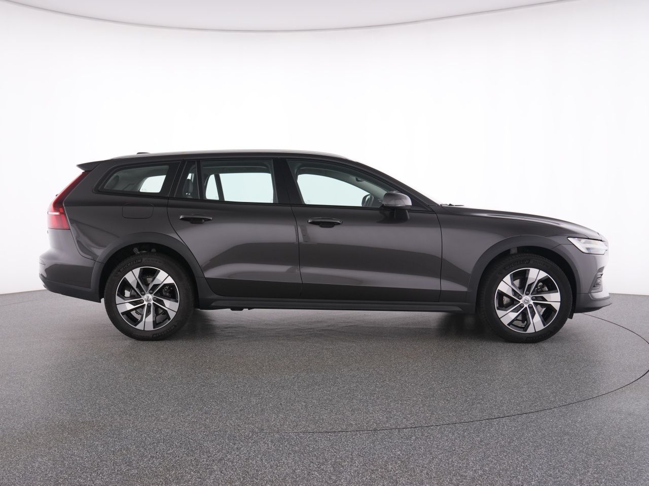 Volvo V60 Cross Country B4 AWD Plus+AHK+MEMRY+DAB+ foto 12