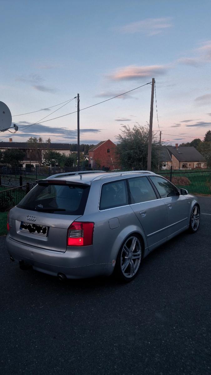 Audi Quattro 2004 — салон