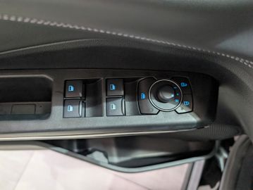 Ford Puma Titanium Automatik NEUES MODELL