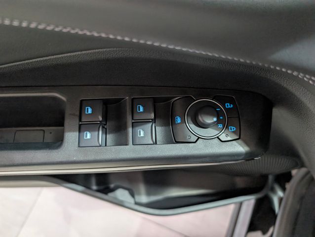 Ford Puma Titanium Automatik NEUES MODELL
