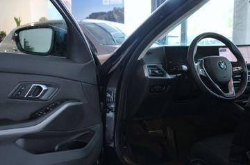 BMW 318 - 8