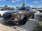 Hyundai Tucson Premium 4WD, voll Ausstattung - Hyundai TUCSON Gebrauchtwagen in Stuttgart