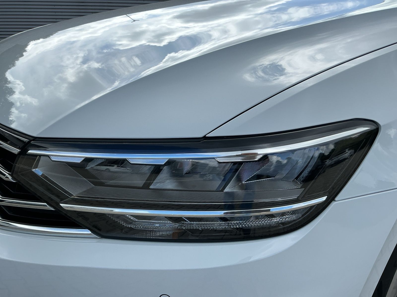 Volkswagen Passat Variant - Bild 19