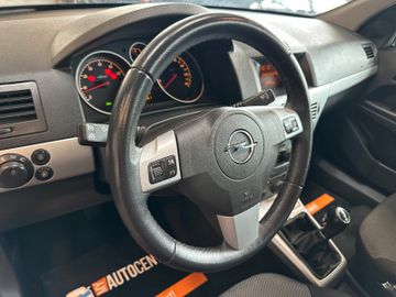 MYAUTOCENTER – Gebraucht- und Jahreswagen mit Werkstattservice in Pfaffenhofen Opel Astra H Lim. Edition *TEMPO*KLIMA*1-HAND*
