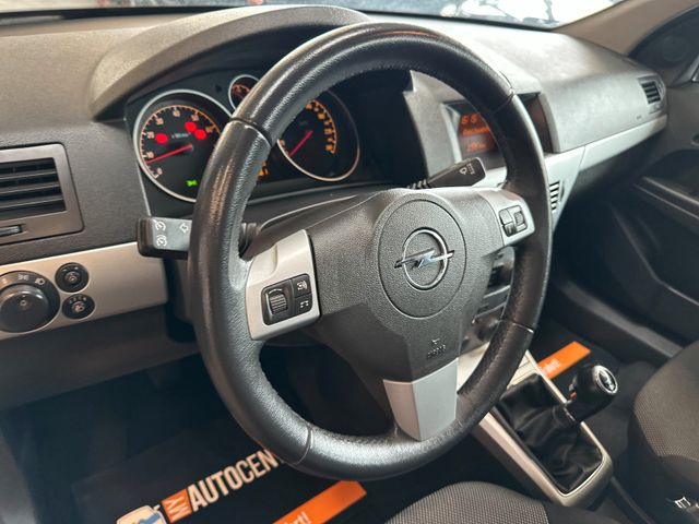 MYAUTOCENTER – Gebraucht- und Jahreswagen mit Werkstattservice in Pfaffenhofen Opel Astra H Lim. Edition *TEMPO*KLIMA*1-HAND*