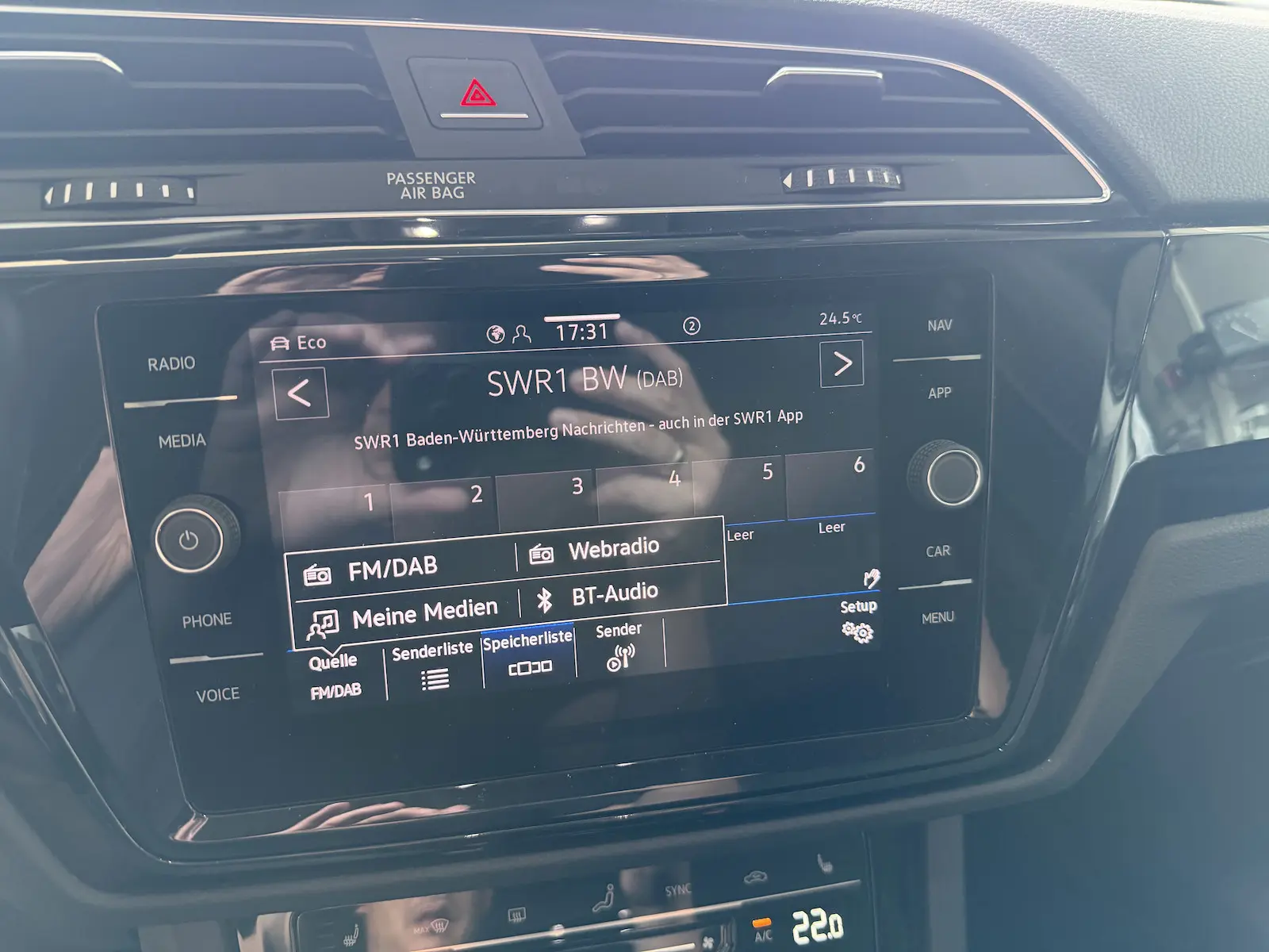 Volkswagen Touran 1,5TSI DSG Highline LED 7 Sitze NAVI AHK, миниатюра 16
