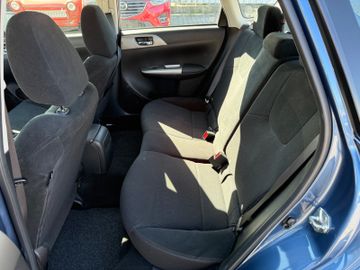 Subaru Impreza - 12