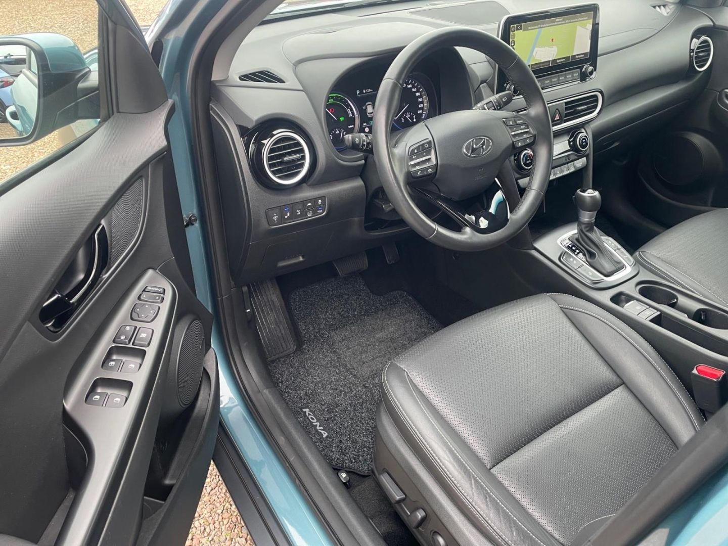 Fahrzeugabbildung Hyundai KONA 1.6 Hybrid PREMIUM Navigation Rückfahrkamer