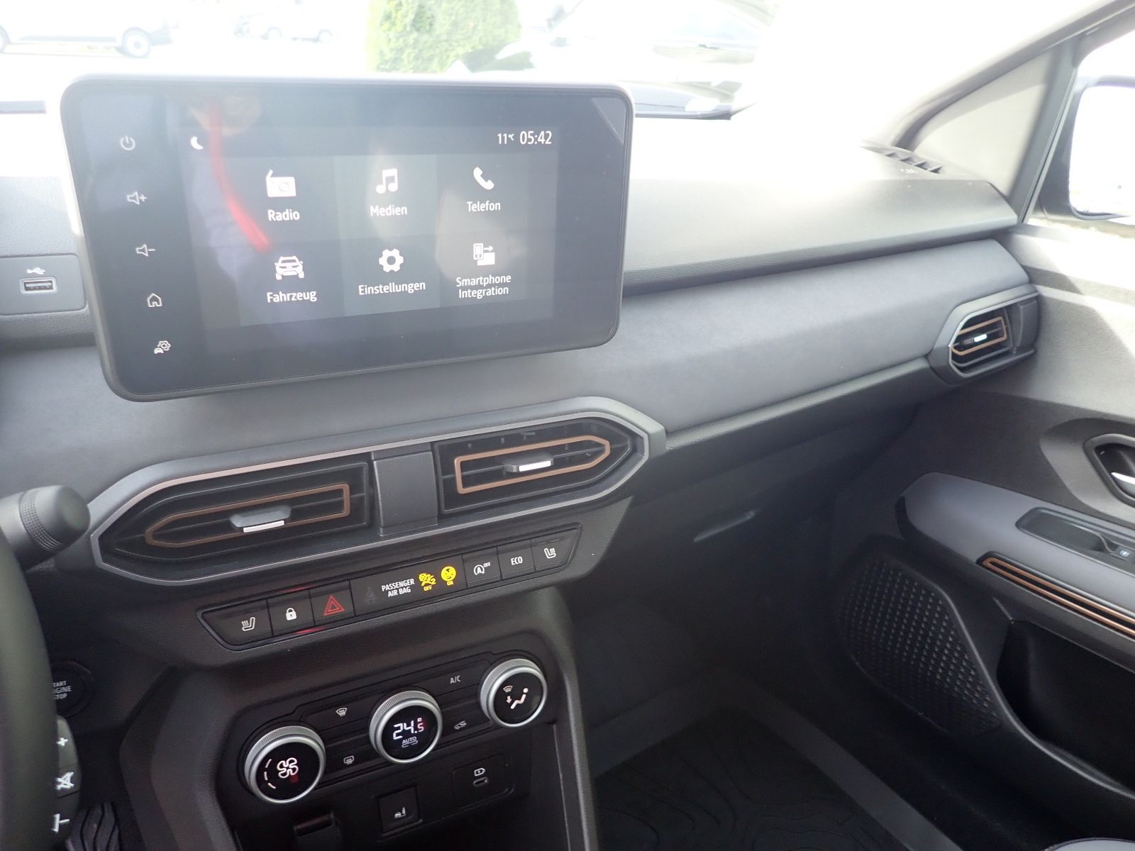 Fahrzeugabbildung Dacia Jogger Extreme TCe 110 7-Sitzer