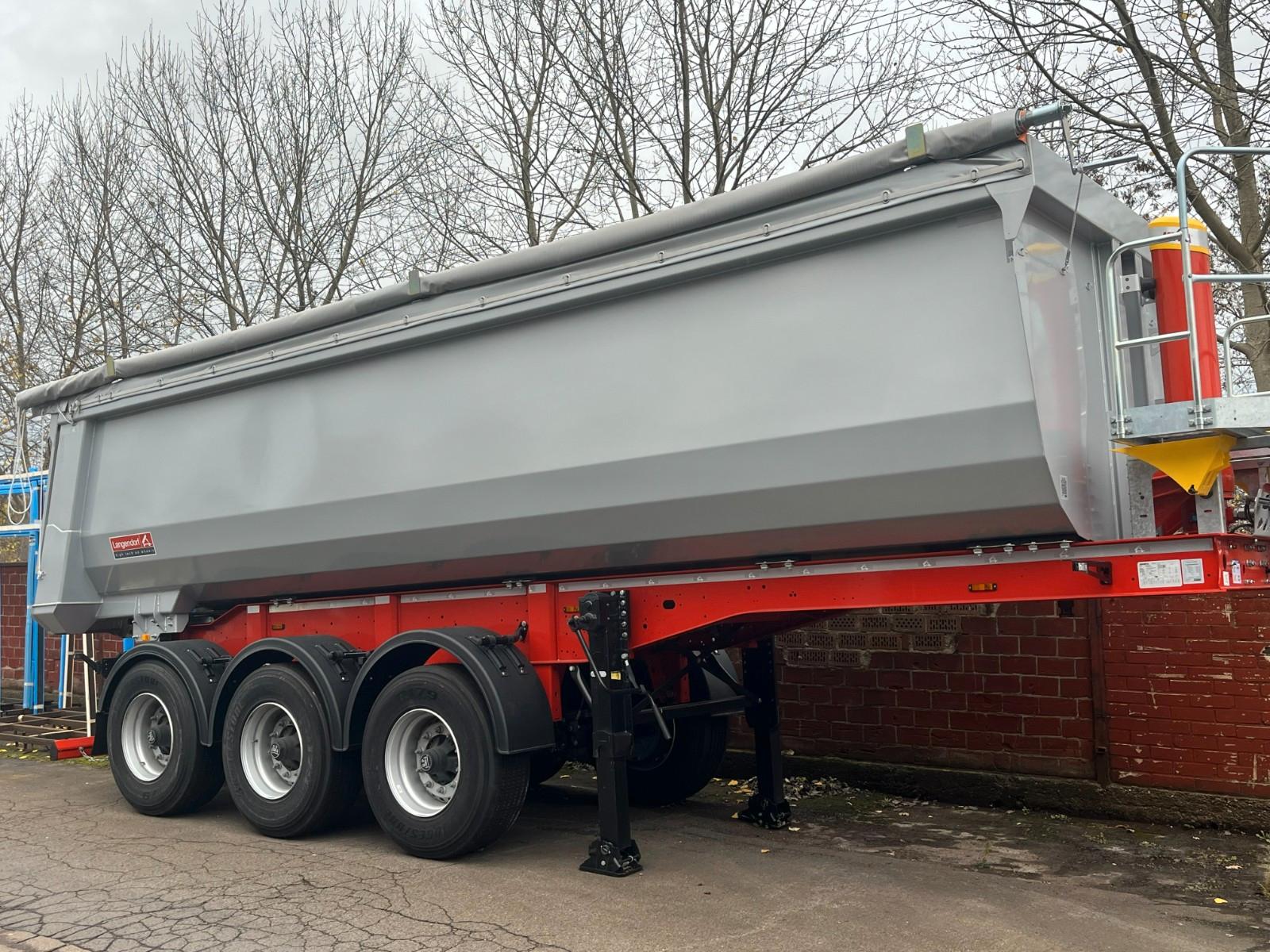 Langendorf LANGENDORF-Dreiachs-Sattelauflieger, Typ SKS-HS