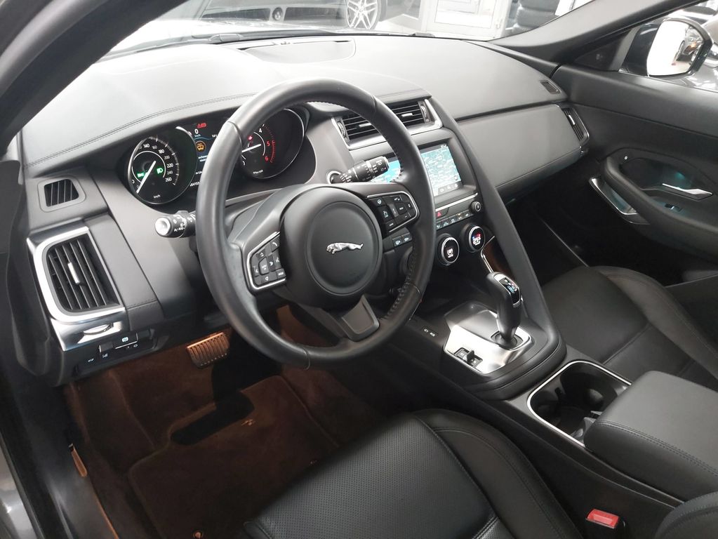 Jaguar E-Pace E-PACE AWD S PANO LEDER TOTW NETTO 23.200