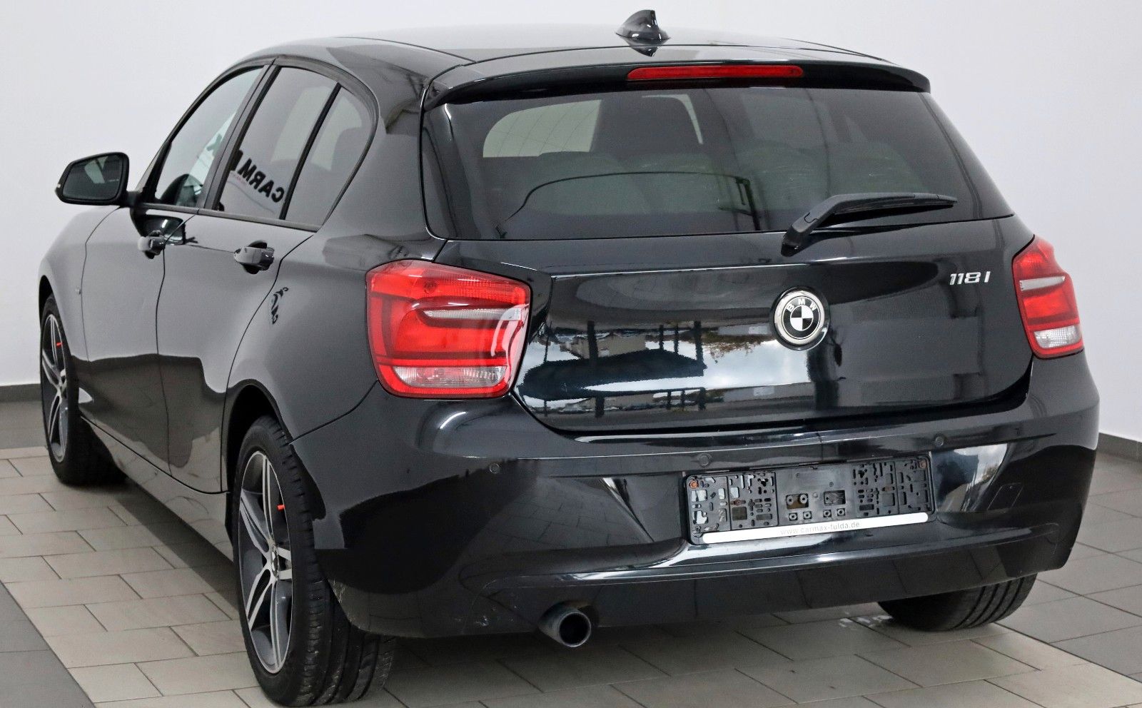 Fahrzeugabbildung BMW 118i Lim. 5-trg. Sport Line SH,PDC,SR+WR
