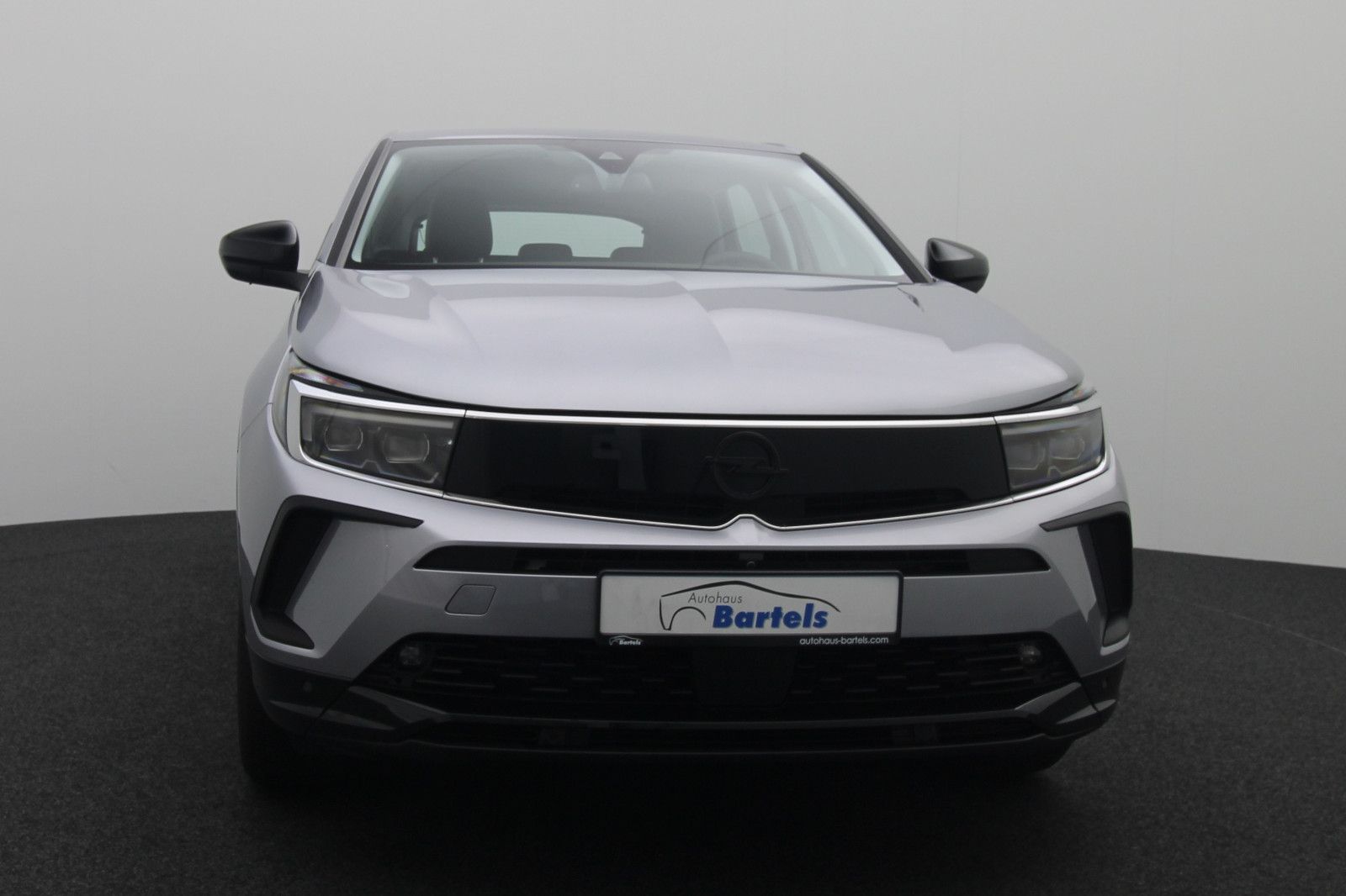 Fahrzeugabbildung Opel Grandland  1.2 GS Line AUT/LED/Navi/ACC/RK