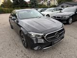 Mercedes-Benz E 200 Lim Avantgarde / SUPERSCREEN / 360° / ACC - Mercedes-Benz E 200 mit Benzin-Antrieb: Automatik