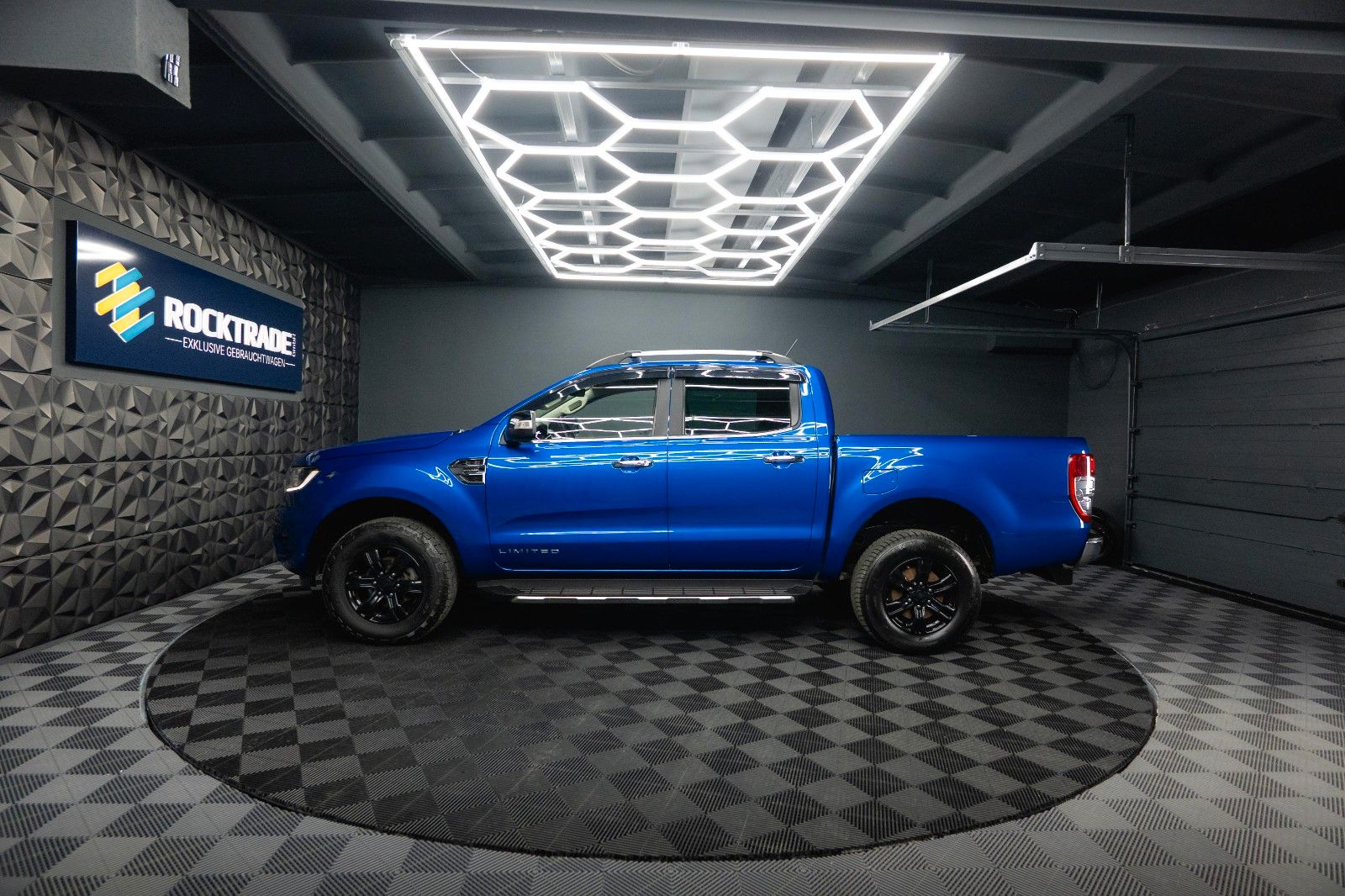 Fahrzeugabbildung Ford Ranger Limited Doppelkabine 4x4 *ACC*LED*DAB*