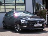 Volvo V60 D4 Geartronic Linje Svart Schiebedach Leder - Volvo Gebrauchtwagen in Düsseldorf