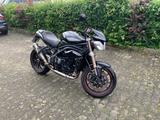 Triumph Speed Triple 1050 - Angebote entsprechen deinen Suchkriterien