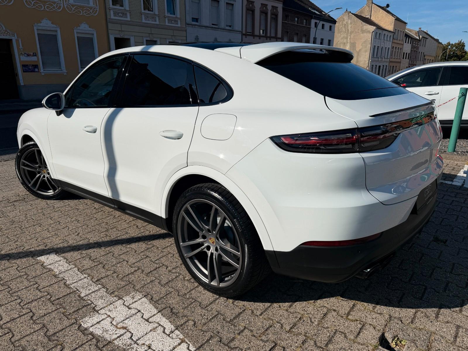 Porsche Cayenne COUPE E-Hybrid APPROVED SPORTABGAS PANO