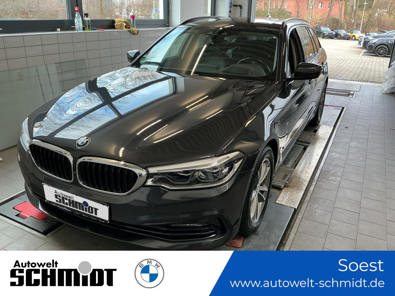 BMW 540i xDrive Touring Sport Line + GARANTIE
