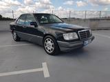 Mercedes-Benz E 420 - schwarze Mercedes-Benz E 420