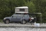 Mitsubishi Geländewagen mit Dachzelt - gebrauchte Mitsubishi Pajero aus dem Jahr 2006