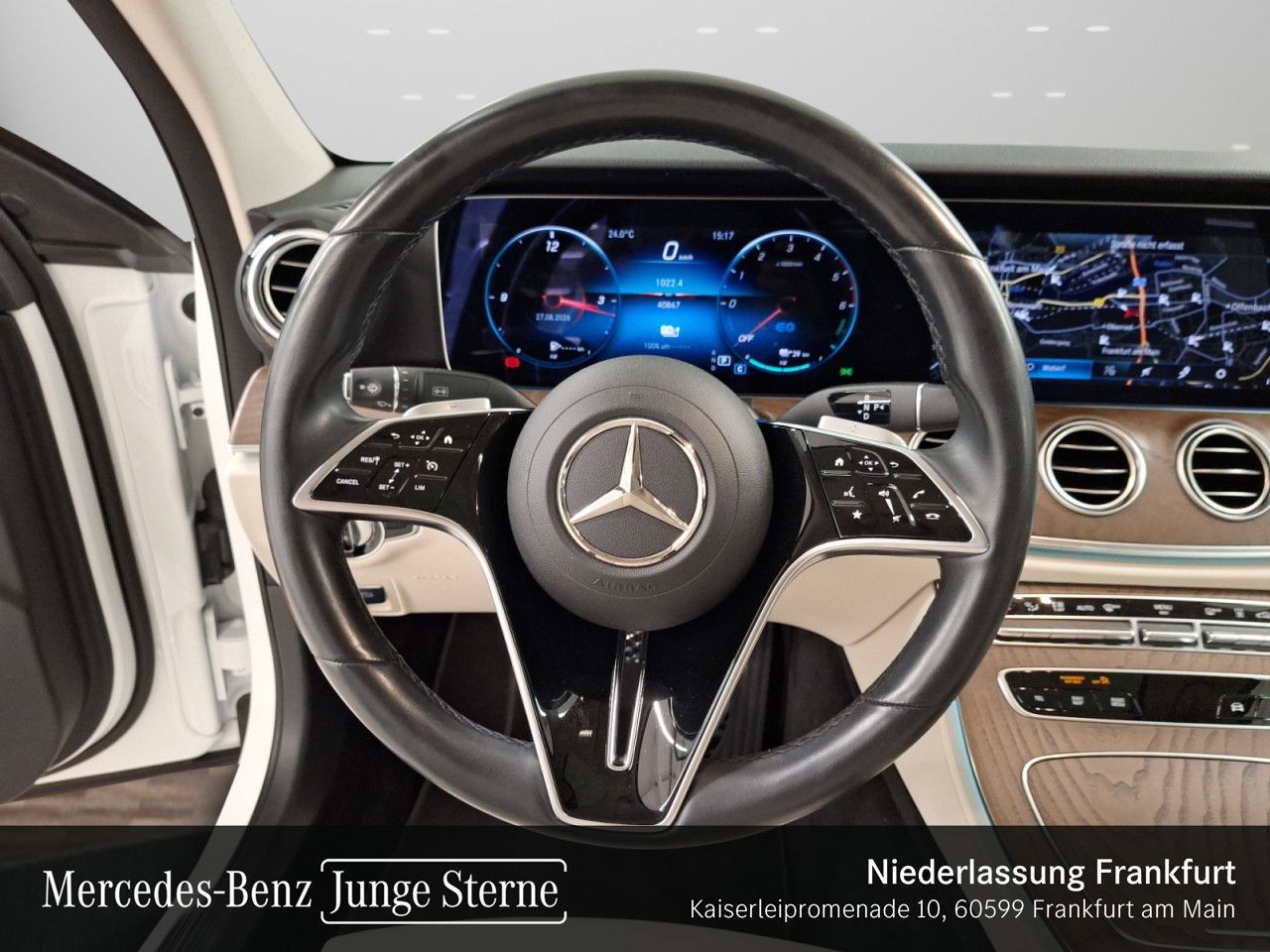 Mercedes-Benz E 300 de EXCLUSIVE AVANTGARDE SD Mbeam Ambiente foto 15