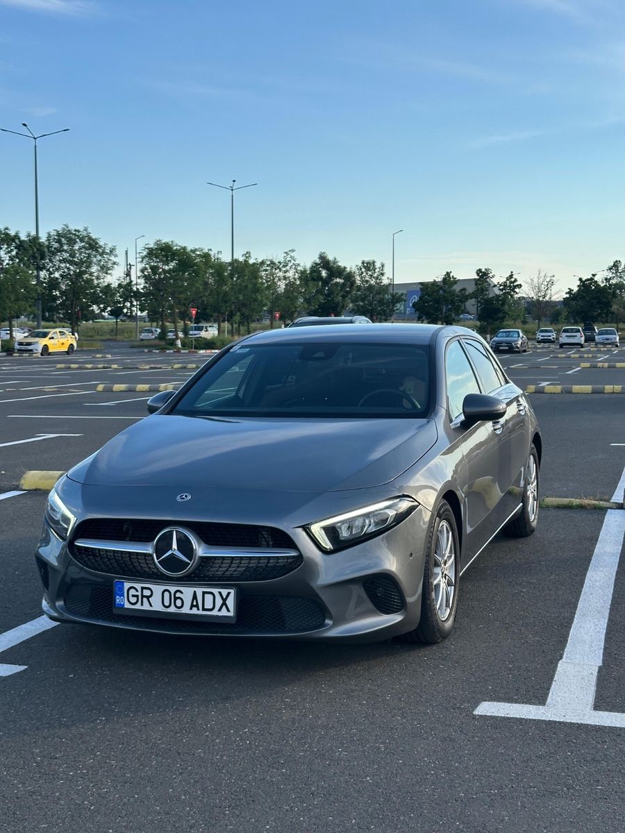 MERCEDES-BENZ A 180 d DCT -