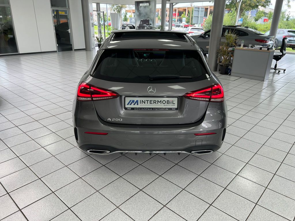 Mercedes-Benz A 200 7G-DCT*AMG*LED*PANO*KAM*MBUX*