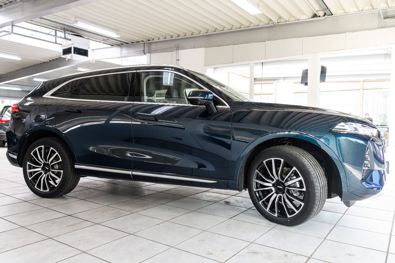Fahrzeugabbildung GWM Wey 05 2.0 PHEV LUXURY 4WD Sitzpaket