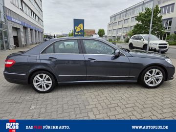 Mercedes E 200 - 9