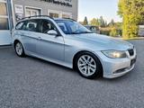 BMW 325i *Autogas/Benzin Klimaautomatik Teilleder* - BMW 325 mit LPG-Antrieb