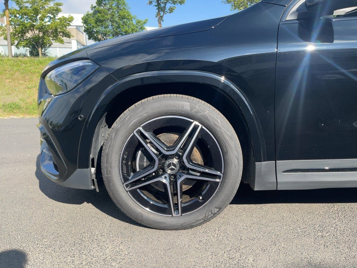 Fahrzeugabbildung Mercedes-Benz GLA 200 d AMG/Night/Pano/Kamera/AHK