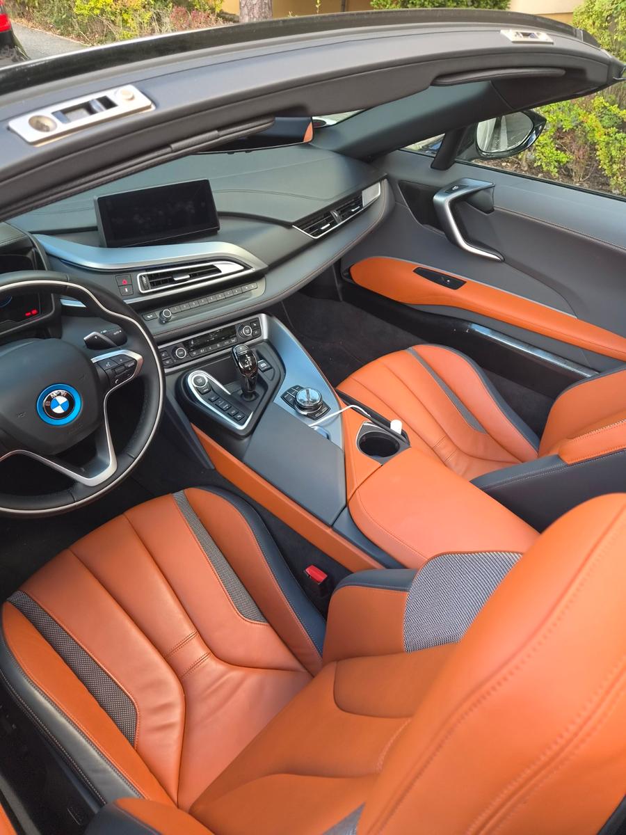 BMW i8 Roadster -