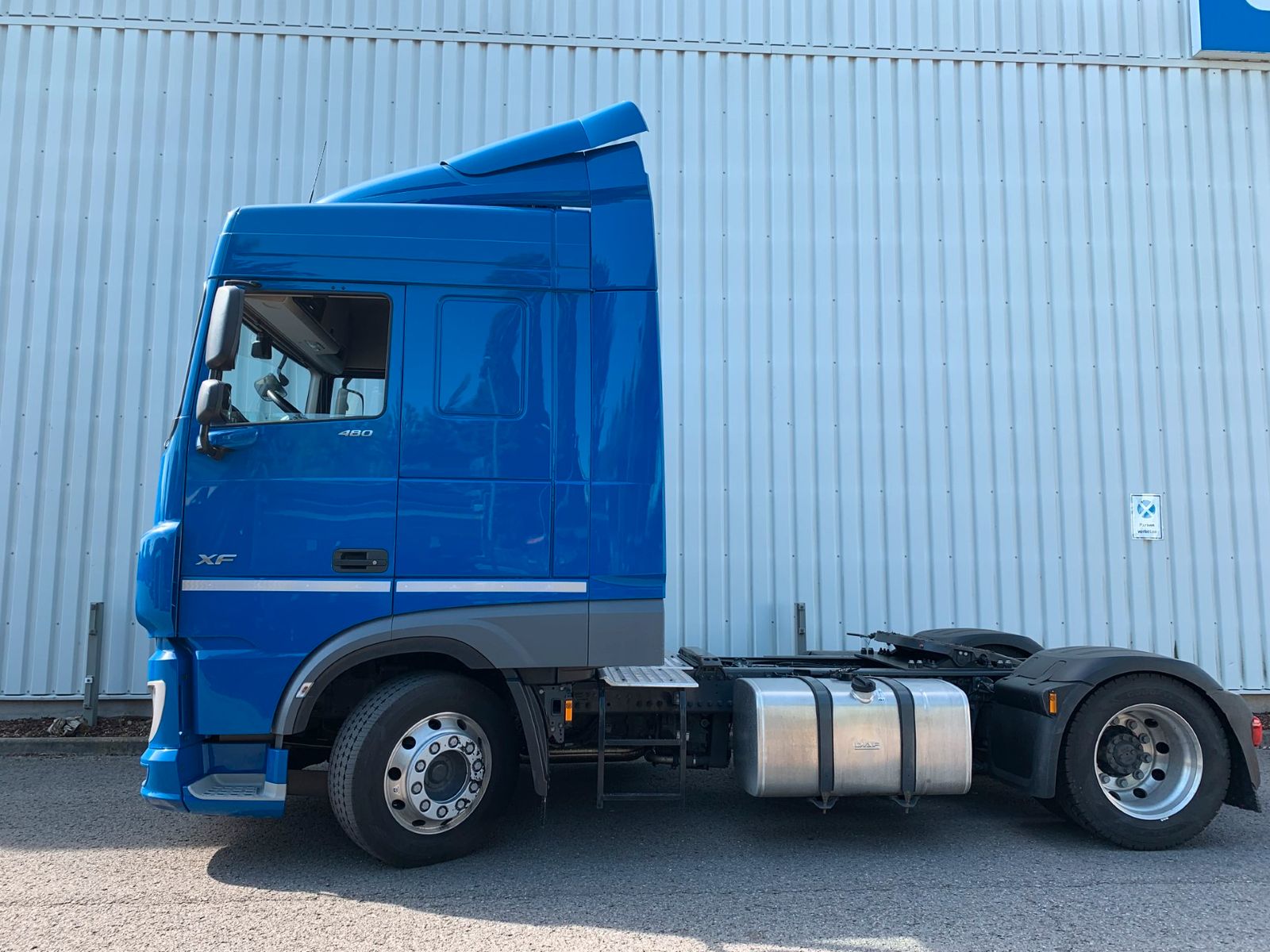 Fahrzeugabbildung DAF FT XF 480 SC LD