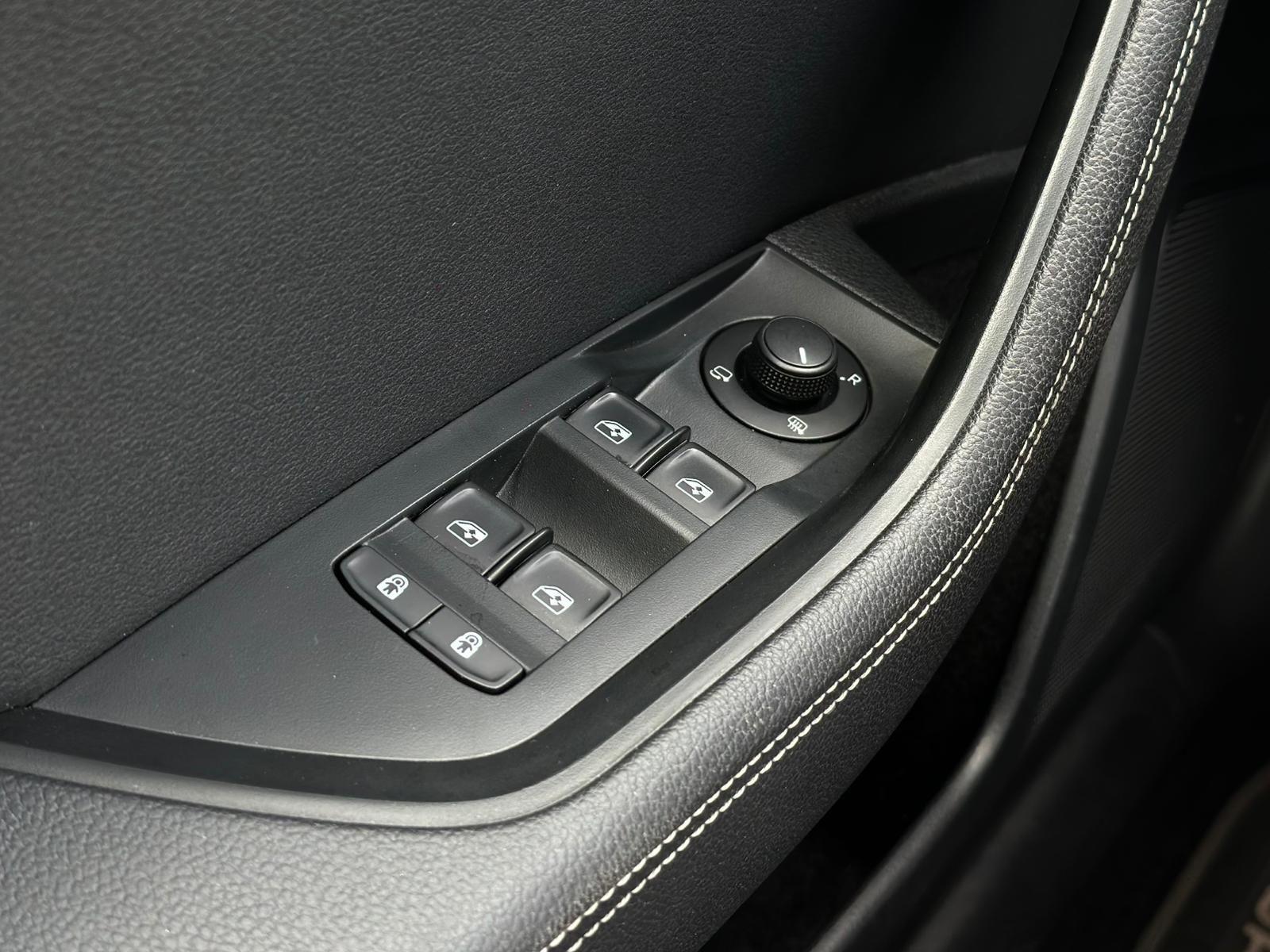 Skoda Superb 2.0TDI STYLE MATRIX#MEMORY#NAVI#SHZ#AHK