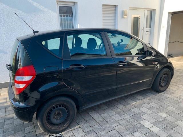 Mercedes-Benz A170 2005 — rear view