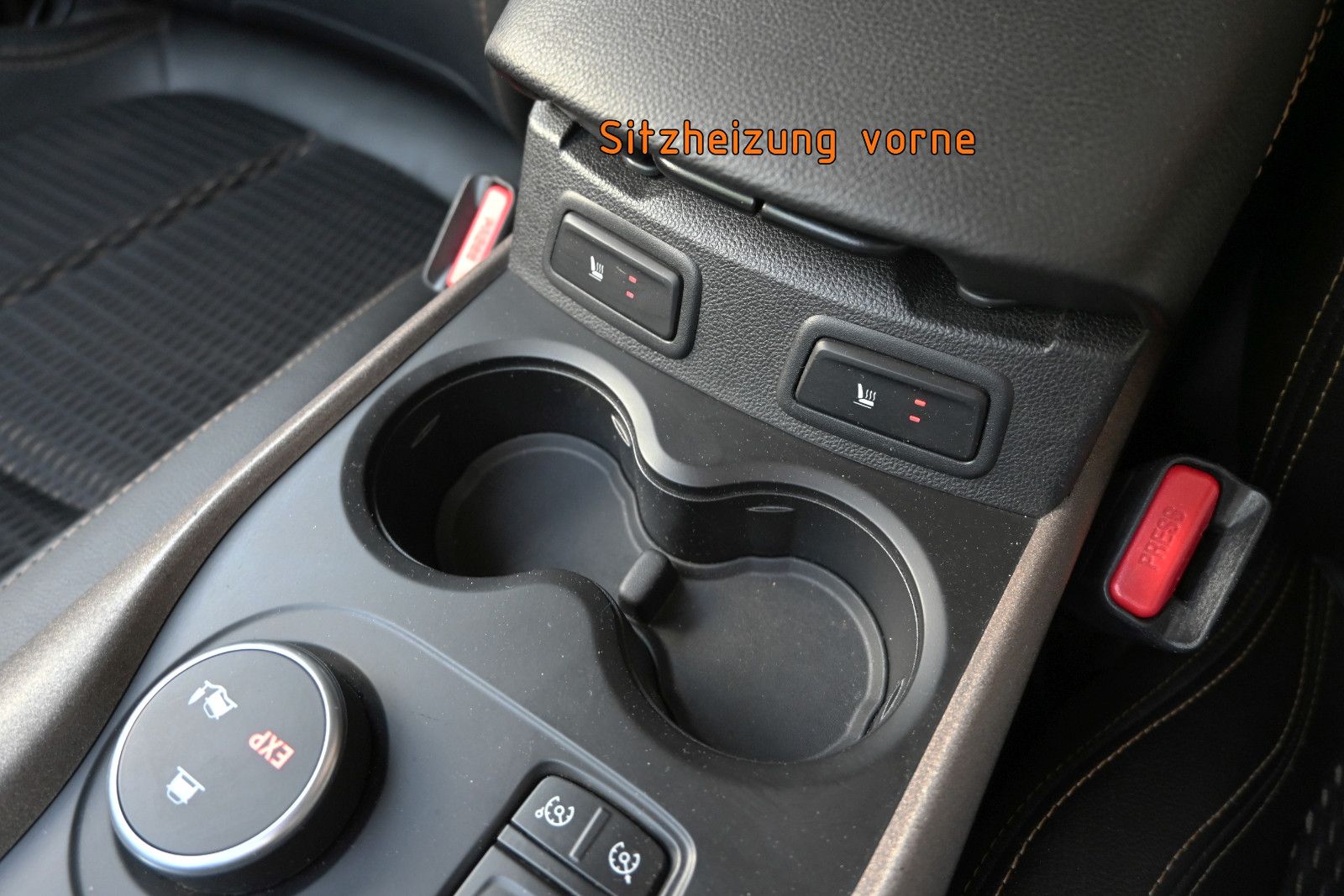 Fahrzeugabbildung Renault Kadjar ENERGY 1,2 TCe 130 XMOD °AHK°NAVI°KEYLESS